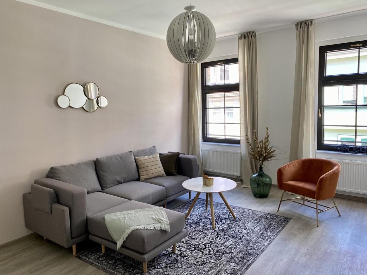 Discovair - Eisenach Karl14 - Vollausgestattete Apartments Mit Netflix In Der Fussgaengerzone 客房 照片