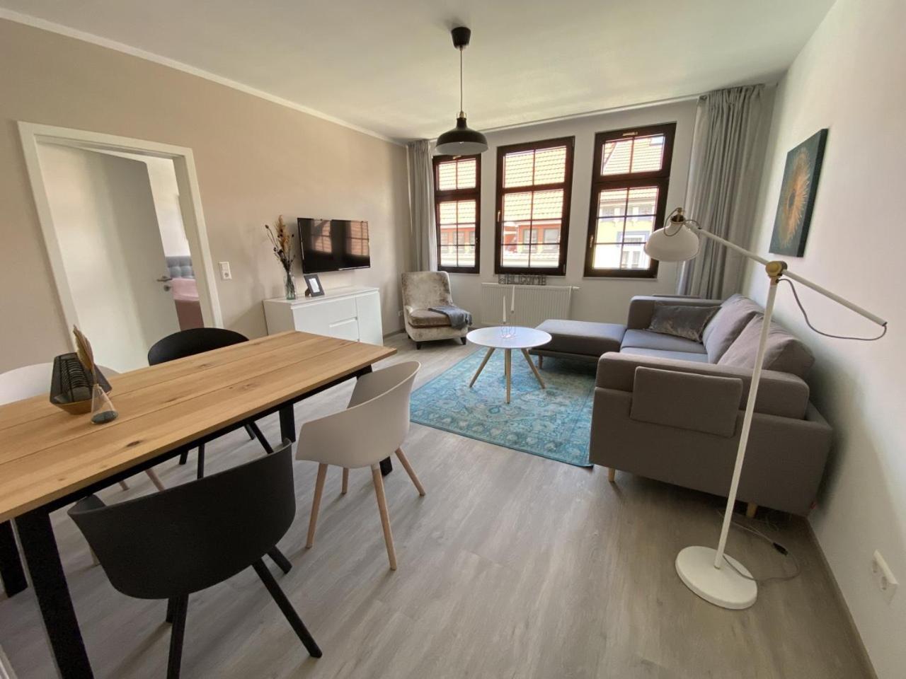Discovair - Eisenach Karl14 - Vollausgestattete Apartments Mit Netflix In Der Fussgaengerzone 客房 照片