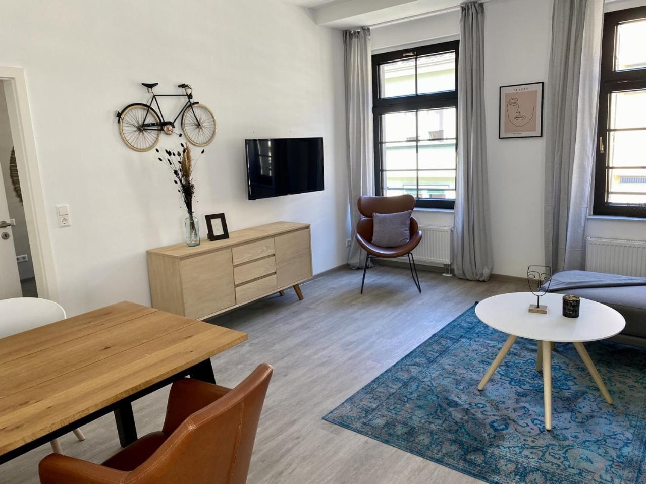 Discovair - Eisenach Karl14 - Vollausgestattete Apartments Mit Netflix In Der Fussgaengerzone 客房 照片