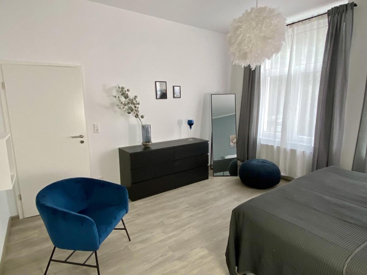Discovair - Eisenach Karl14 - Vollausgestattete Apartments Mit Netflix In Der Fussgaengerzone 客房 照片