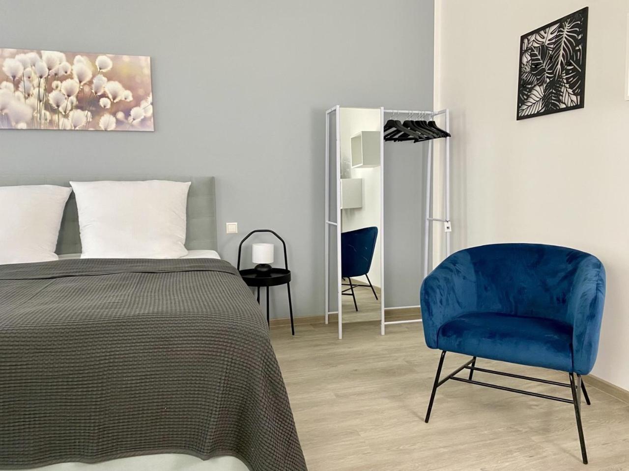 Discovair - Eisenach Karl14 - Vollausgestattete Apartments Mit Netflix In Der Fussgaengerzone 客房 照片