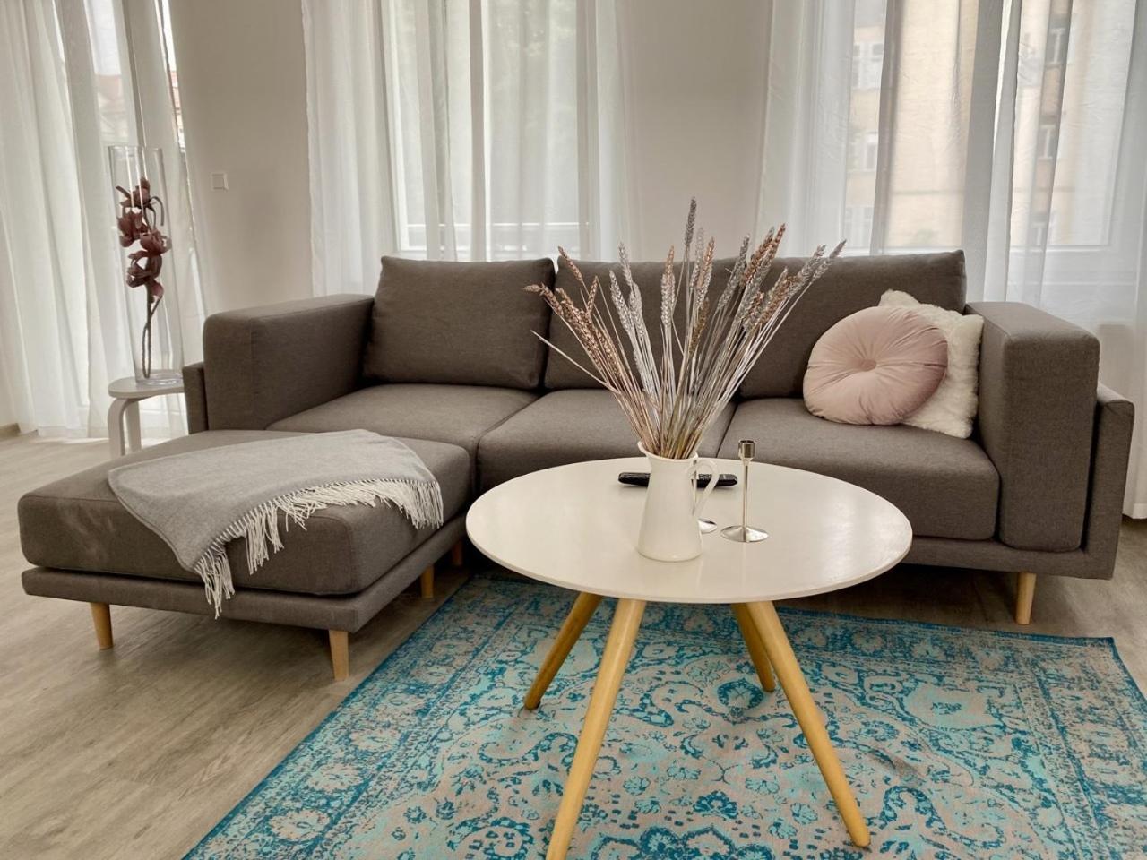 Discovair - Eisenach Karl14 - Vollausgestattete Apartments Mit Netflix In Der Fussgaengerzone 客房 照片