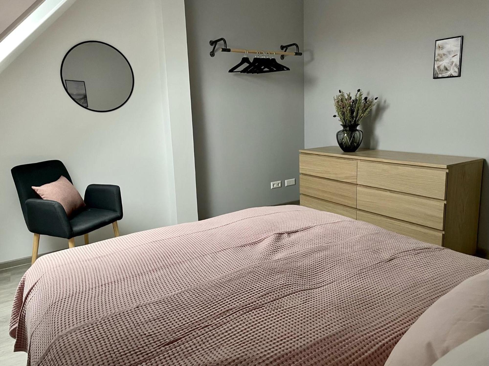 Discovair - Eisenach Karl14 - Vollausgestattete Apartments Mit Netflix In Der Fussgaengerzone 客房 照片
