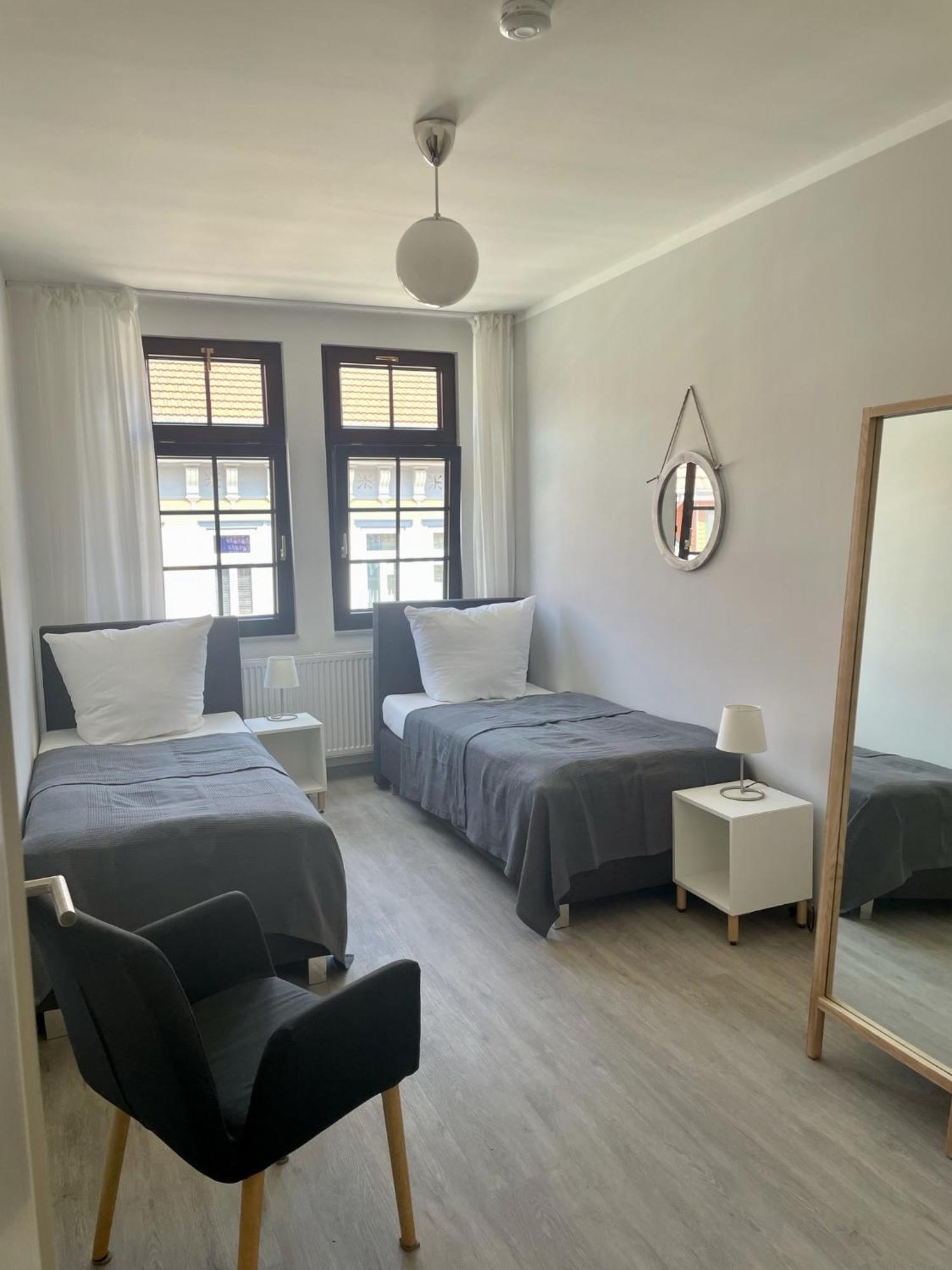 Discovair - Eisenach Karl14 - Vollausgestattete Apartments Mit Netflix In Der Fussgaengerzone 客房 照片